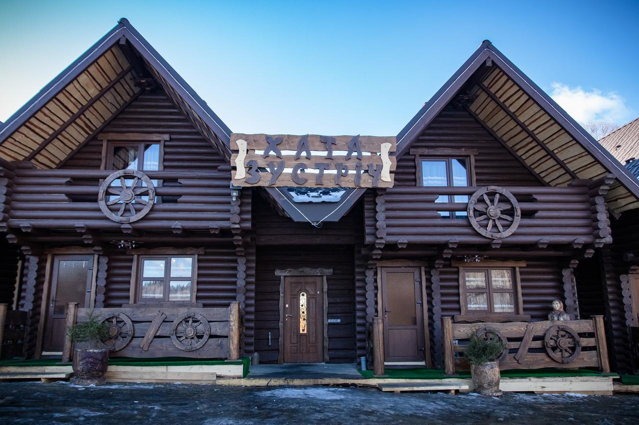 Cottage Hata Zustrich バコヴェル エクステリア 写真