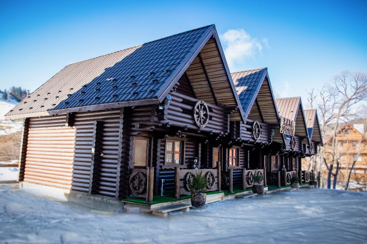 Cottage Hata Zustrich バコヴェル エクステリア 写真