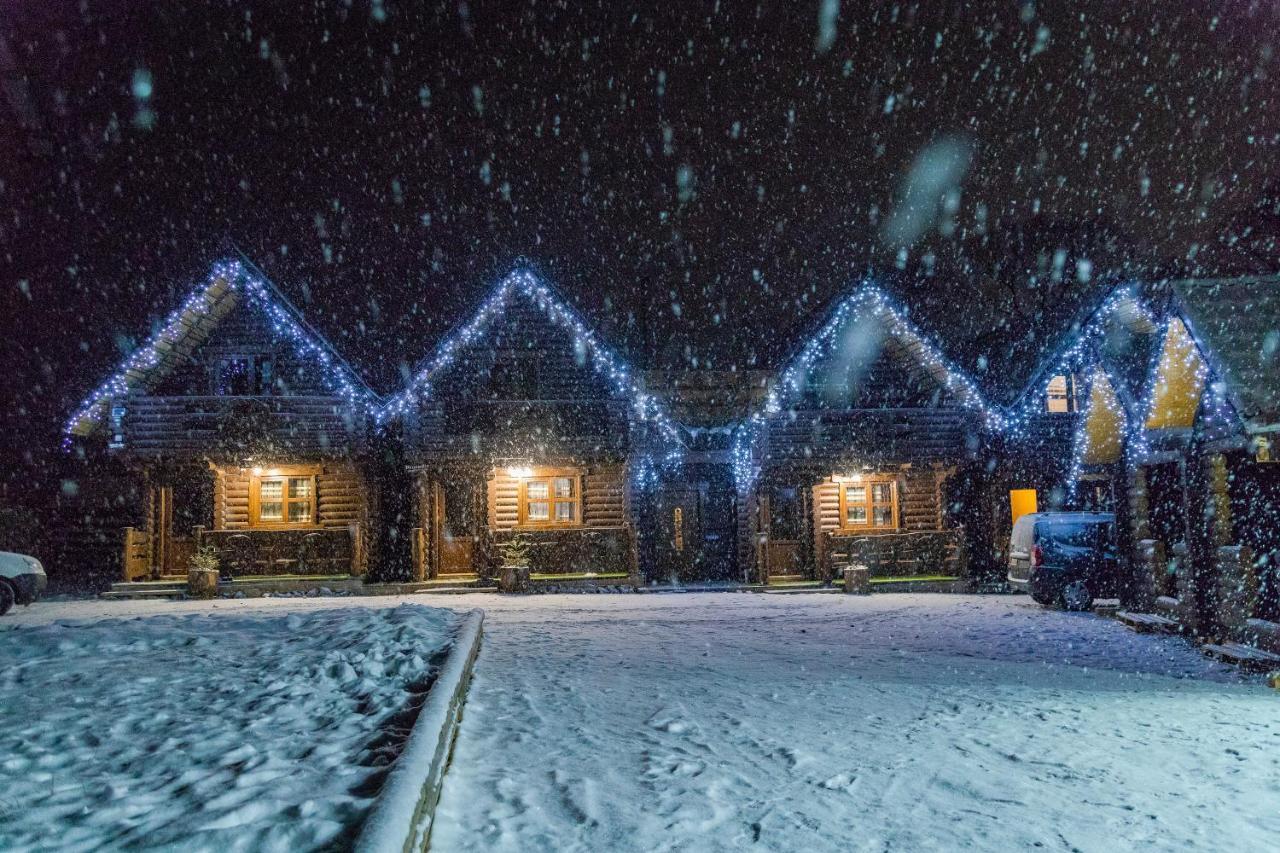 Cottage Hata Zustrich バコヴェル エクステリア 写真
